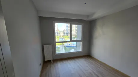 Modern and spacious bedroom image located in Beylikdüzü.
