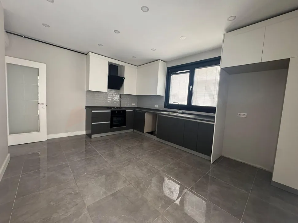 Modern and spacious kitchen area.