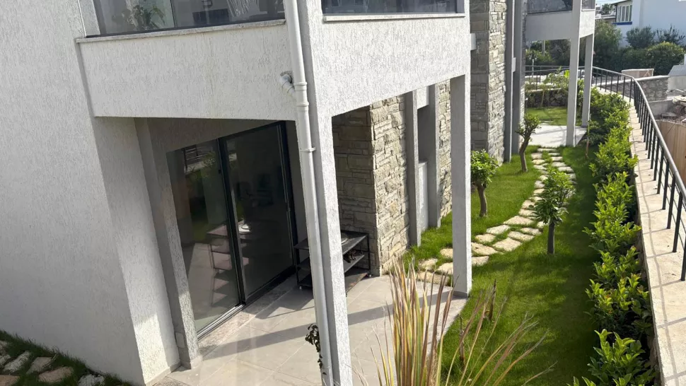 Modern 2-Bedroom Bodrum Apartment with Pool - Residency Eligible