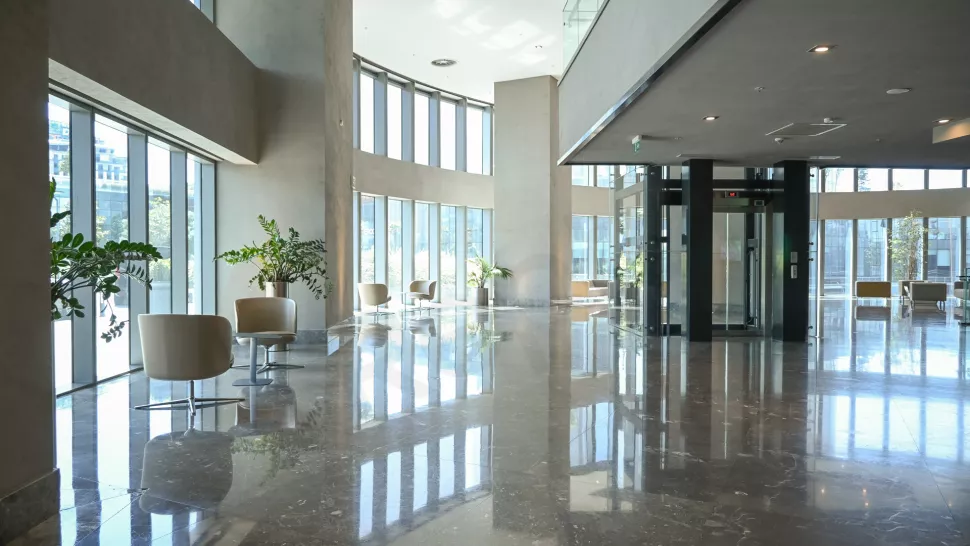 Premium Sariyer Apartment: Modern Amenities & Residency Ready