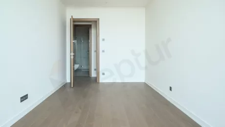 Premium Sariyer Apartment: Modern Amenities & Residency Ready