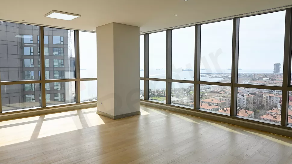 Luxury Bakırköy Apartment with Full Amenities - Citizenship Eligible