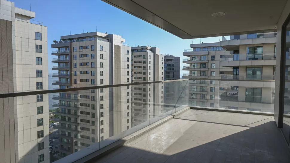 Luxury Seafront Apartment in Bakirkoy Istanbul with Premium Amenities