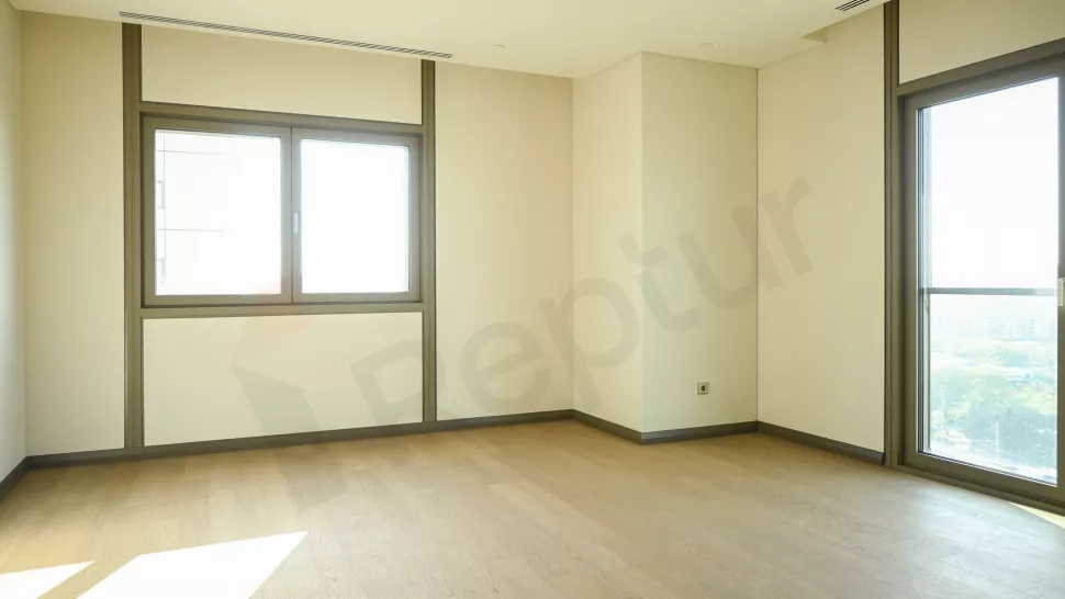 Luxury Seafront Apartment in Bakirkoy Istanbul with Premium Amenities