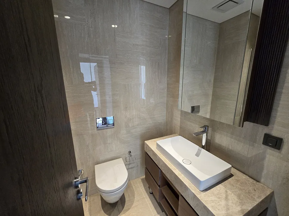 Modern bathroom design with stylish ceramic tiles and high-quality bathroom fixtures.