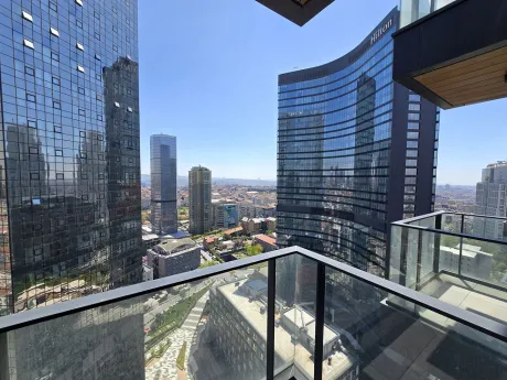Panoramic 27th-Floor 1+1 with Stunning City Views and Private Balcony