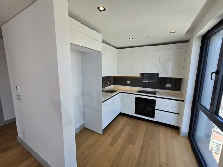 Panoramic Sky-High 1+1 with Private Balcony and Modern Interior