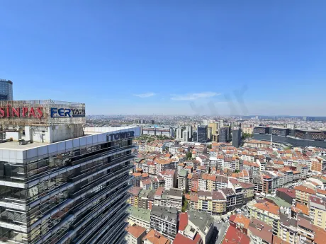 Panoramic Sky-Residence: Modern 1+1 with City-View Balcony