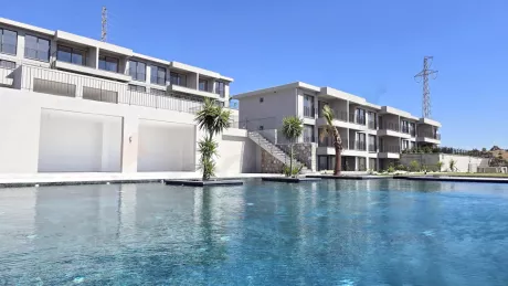 Last 2+1 Unit in a Cozy Low-Rise Complex in Milas-Dorttepe