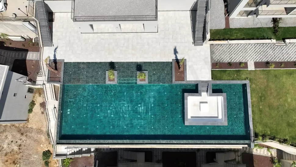 Last 2+1 Unit in a Cozy Low-Rise Complex in Milas-Dorttepe