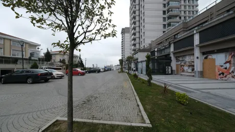 Spacious and organized open parking area of the commercial project in Başakşehir.