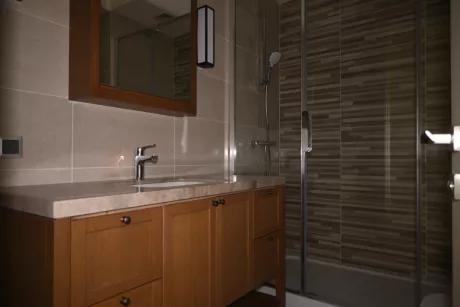 Beyoğlu Luxury Apartment: Citizenship Ready with Indoor Pool & Gym