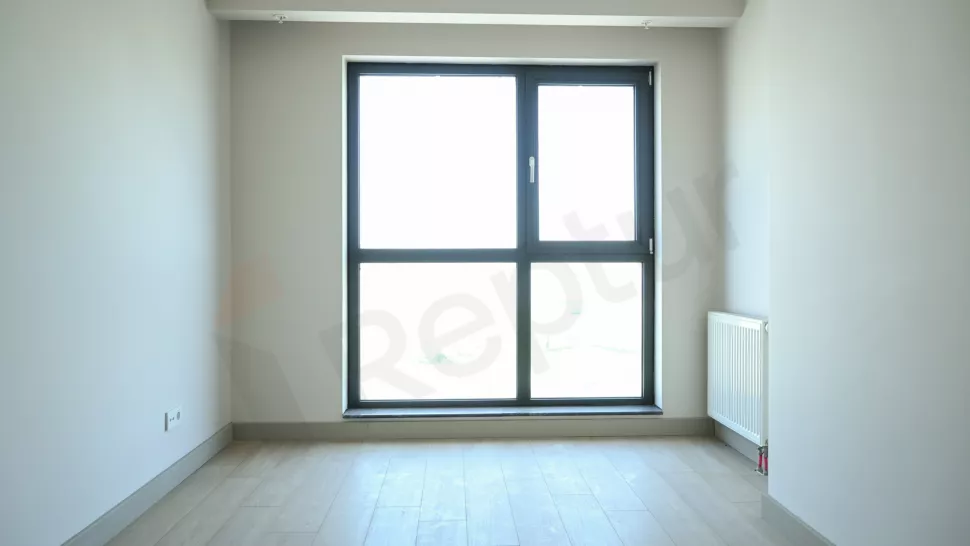 Modern 172sqm Başakşehir Apartment with Indoor Pool & Security