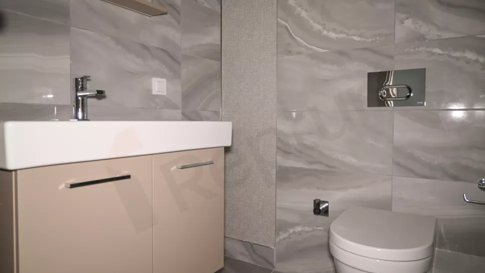 Modern 172sqm Başakşehir Apartment with Indoor Pool & Security