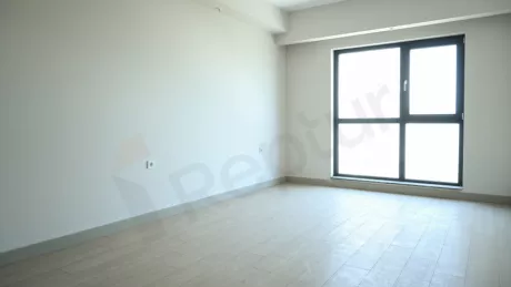 Modern 172sqm Başakşehir Apartment with Indoor Pool & Security