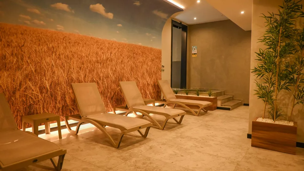 Modern Başakşehir Apartment: Citizenship Ready & New Building