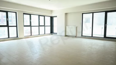 Modern Başakşehir Apartment: Citizenship Ready & New Building