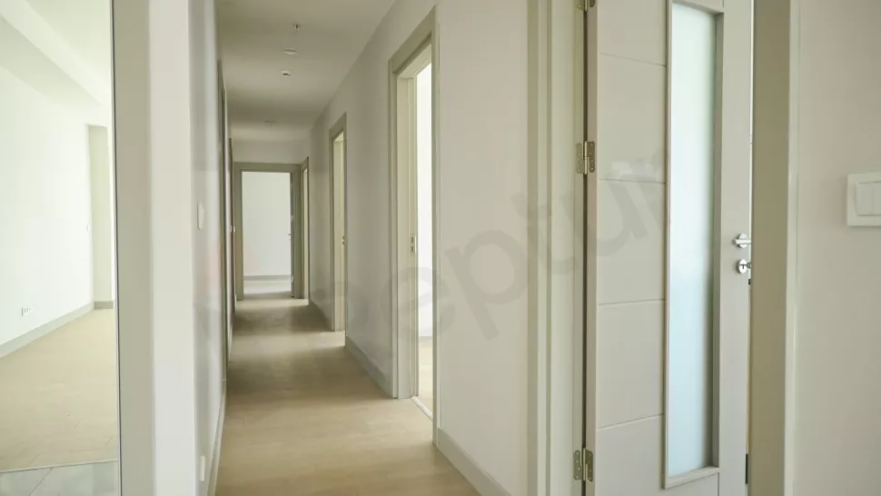 Modern Başakşehir Apartment: Citizenship Ready & New Building