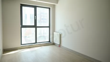 Modern Başakşehir Apartment: Citizenship Ready & New Building