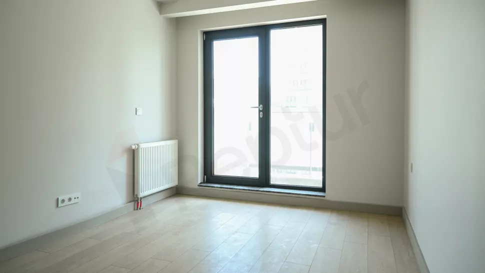 Modern Başakşehir Apartment: Citizenship Ready & New Building