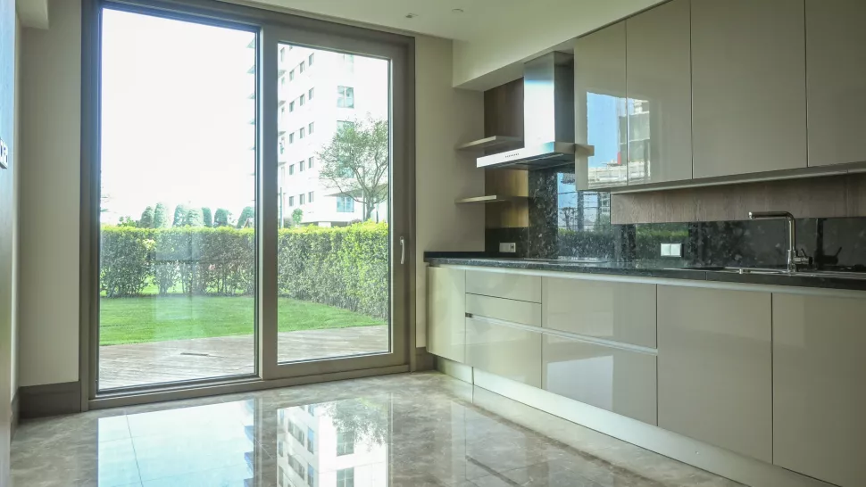 Luxury Seafront Apartment in Bakırköy Istanbul with Premium Amenities