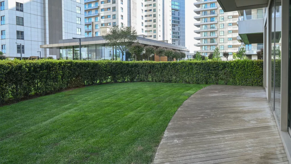 Luxury Seafront Apartment in Bakırköy Istanbul with Premium Amenities