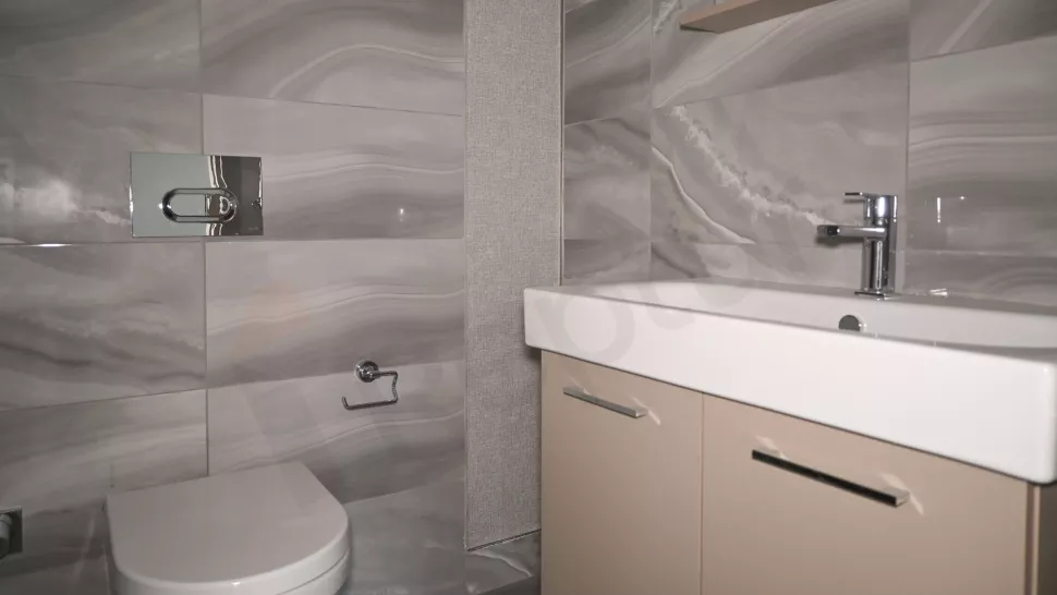 Modern Başakşehir Duplex: 283m², Indoor Pool & Citizenship Ready