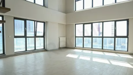 Modern Başakşehir Duplex: 283m², Indoor Pool & Citizenship Ready