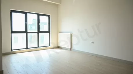 Modern Başakşehir Duplex: 283m², Indoor Pool & Citizenship Ready
