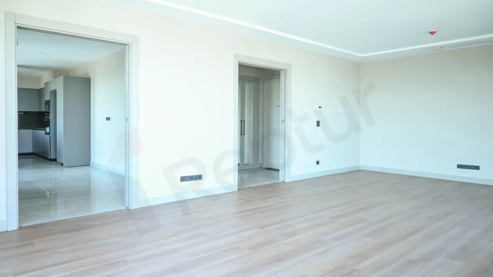 Luxury Duplex in Ümraniye Istanbul with Direct Metro & Full Amenities