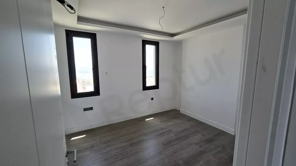 Modern 1-Bedroom Apartment in Bodrum with Pool - Residency Eligible