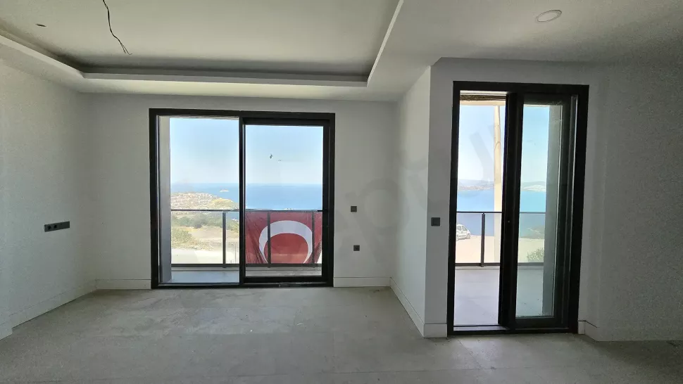 Modern 1-Bedroom Apartment in Bodrum with Pool - Residency Eligible