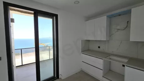 Modern 1-Bedroom Apartment in Bodrum with Pool - Residency Eligible
