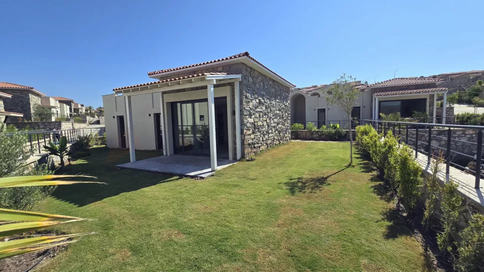 Modern 2-Bedroom Bodrum Villa with Pool & Residence Permit Ready