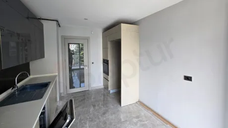 Rare Premium Layout: Spacious 2+1 Residence with Closed Kitchen