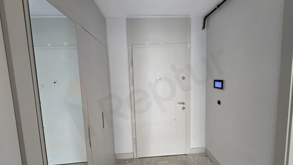 Rare Premium Layout: Spacious 2+1 Residence with Closed Kitchen