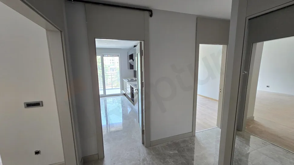 Rare Premium Layout: Spacious 2+1 Residence with Closed Kitchen