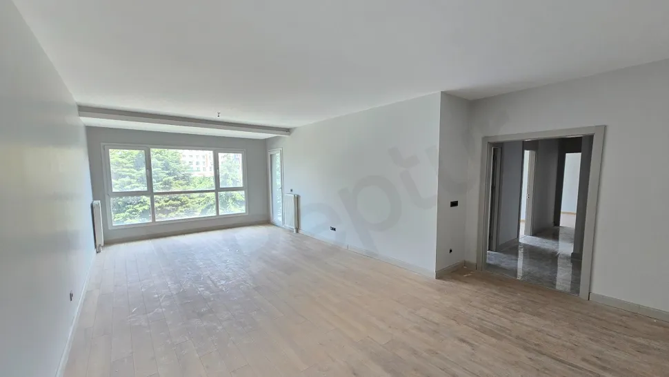 Rare Premium Layout: Spacious 2+1 Residence with Closed Kitchen