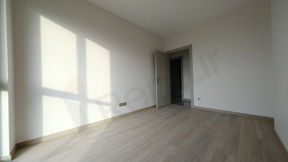 Image of an unfurnished bedroom.