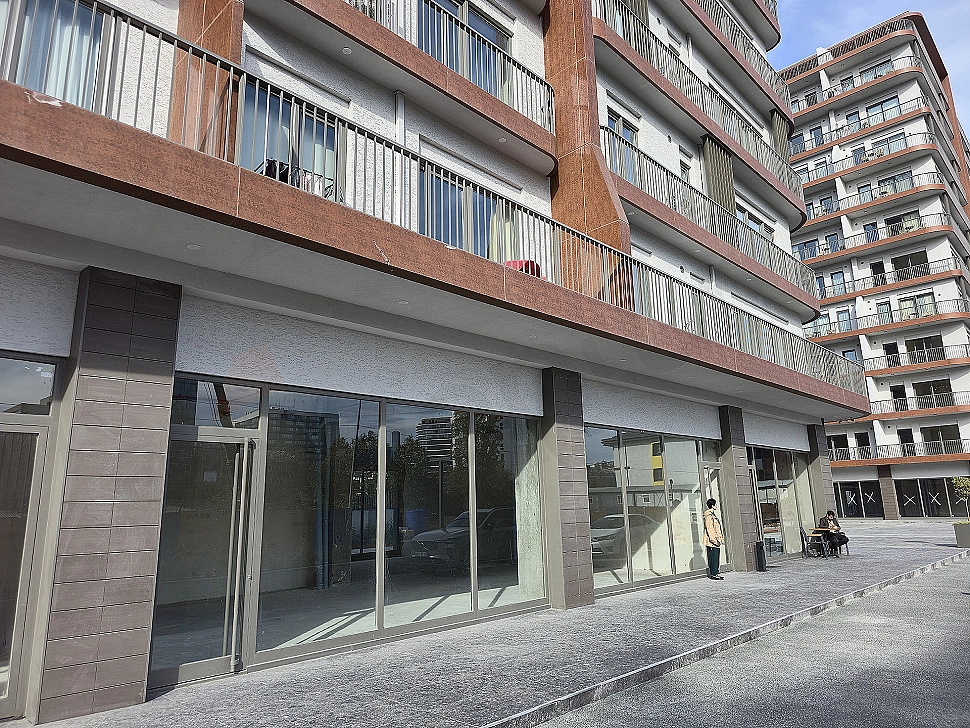 Exterior view of an apartment for sale in Kağıthane, Istanbul.
