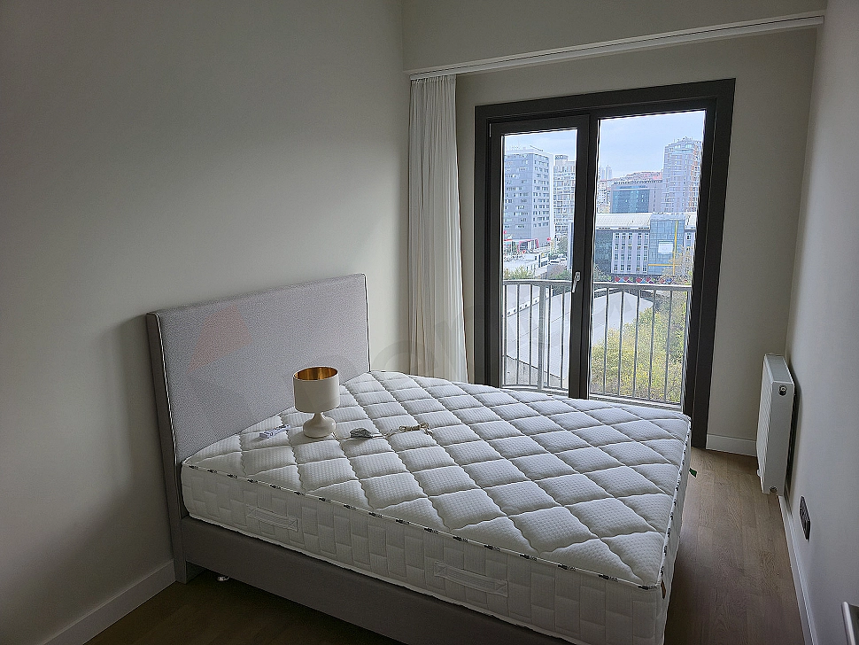 Stylish and modern furnished bedroom design