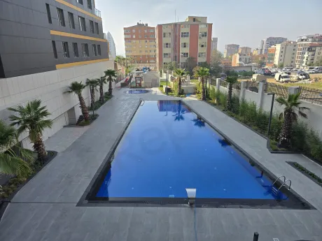 Sea-View 3+1 Residence with a Closed Kitchen in Referans Kartal Loca