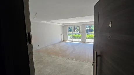 Seamless Nature: Premium 3.5+1 Duplex with Direct Park and Garden Access