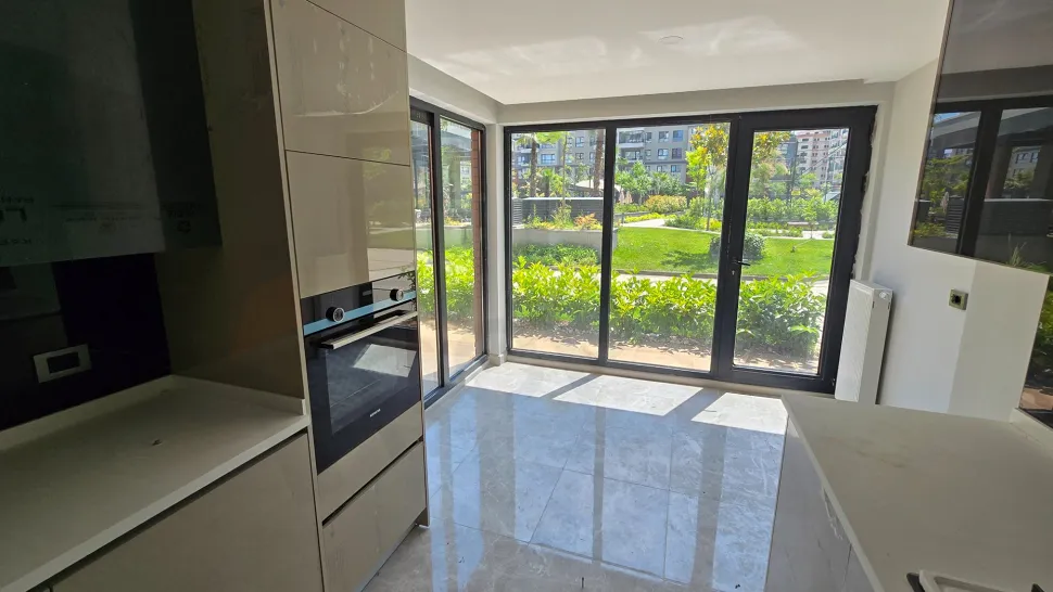 Seamless Nature: Premium 3.5+1 Duplex with Direct Park and Garden Access