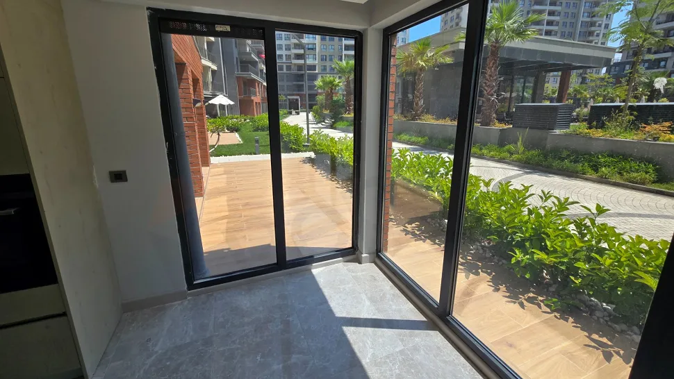 Seamless Nature: Premium 3.5+1 Duplex with Direct Park and Garden Access