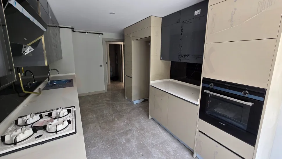 Seamless Nature: Premium 3.5+1 Duplex with Direct Park and Garden Access