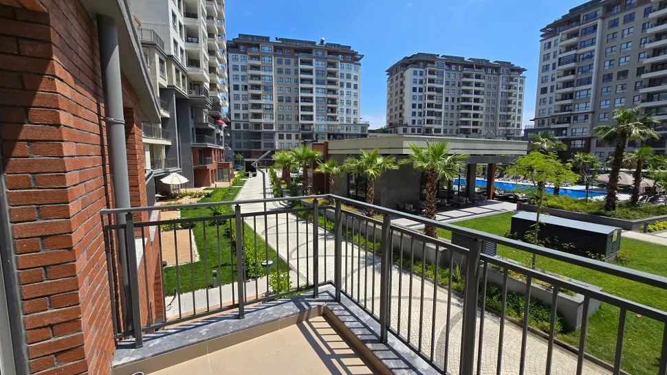 Seamless Nature: Premium 3.5+1 Duplex with Direct Park and Garden Access