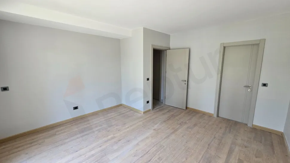 Seamless Nature: Premium 3.5+1 Duplex with Direct Park and Garden Access