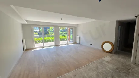 Seamless Nature: Premium 3.5+1 Duplex with Direct Park and Garden Access