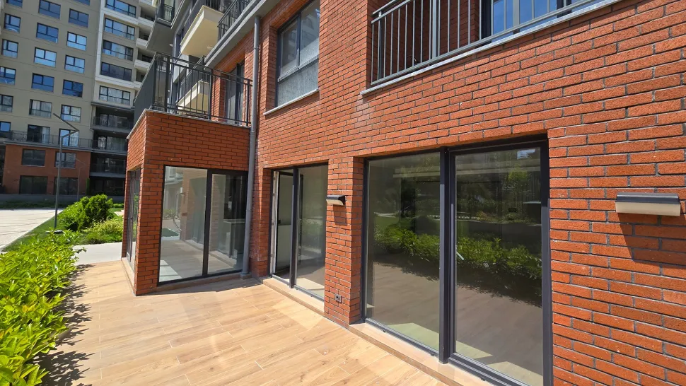 Seamless Nature: Premium 3.5+1 Duplex with Direct Park and Garden Access